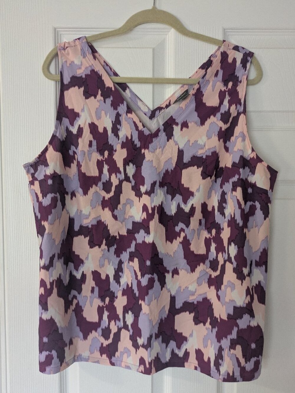 Eddie Bauer 2XL Tall Tank Top | Pink & Purple Pattern | Lightweight Material